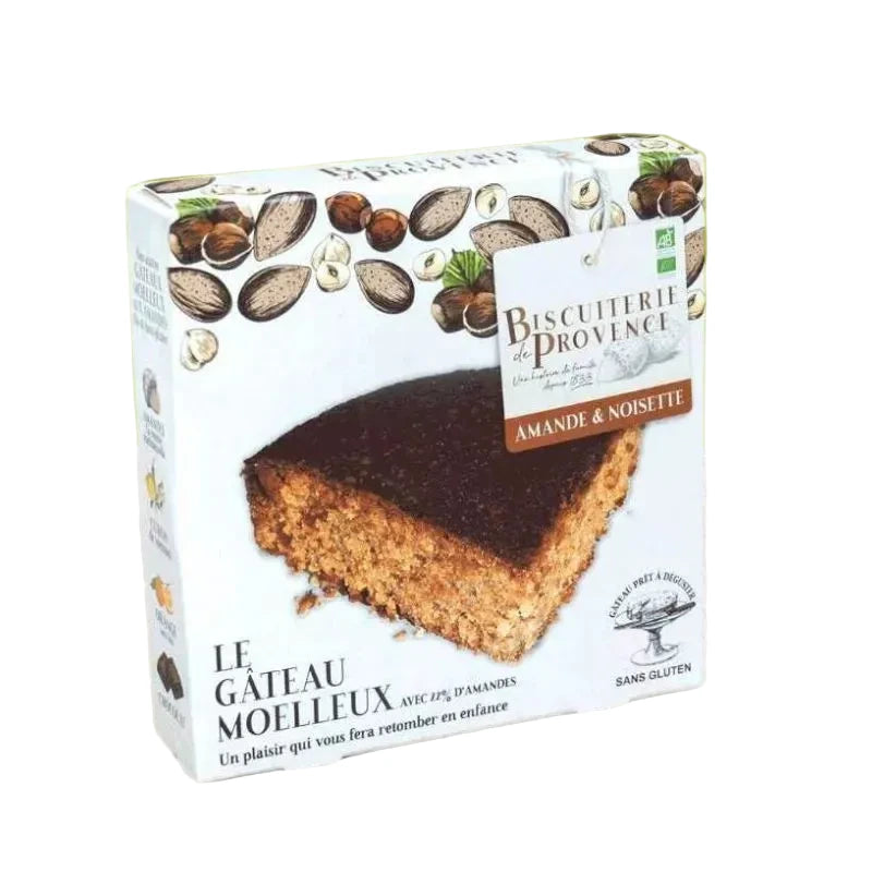 Gâteau moelleux aux amandes et noisettes sans gluten